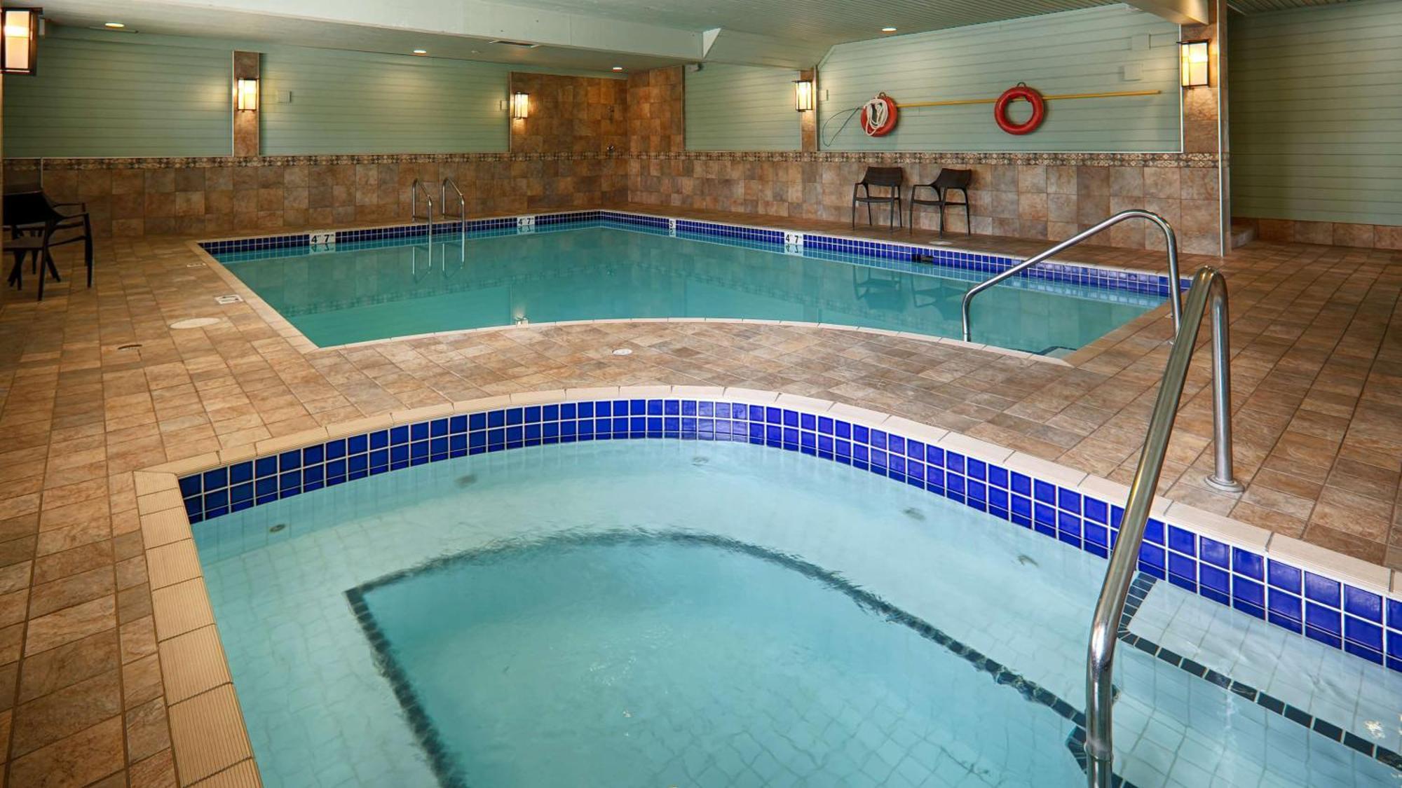 Best Western Plus Langley Inn Exterior photo