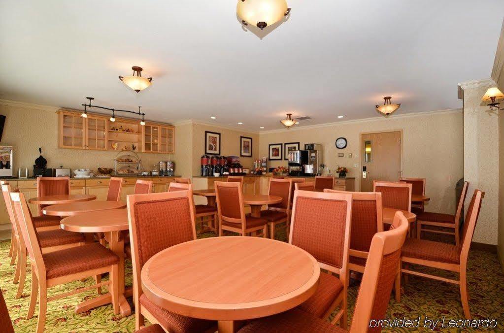 Best Western Plus Langley Inn Exterior photo